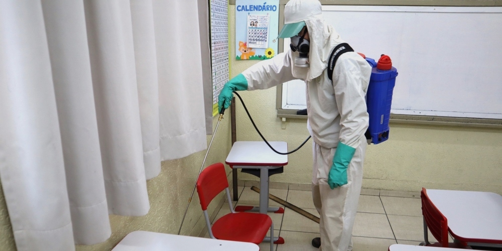 Dedetização em Escolas